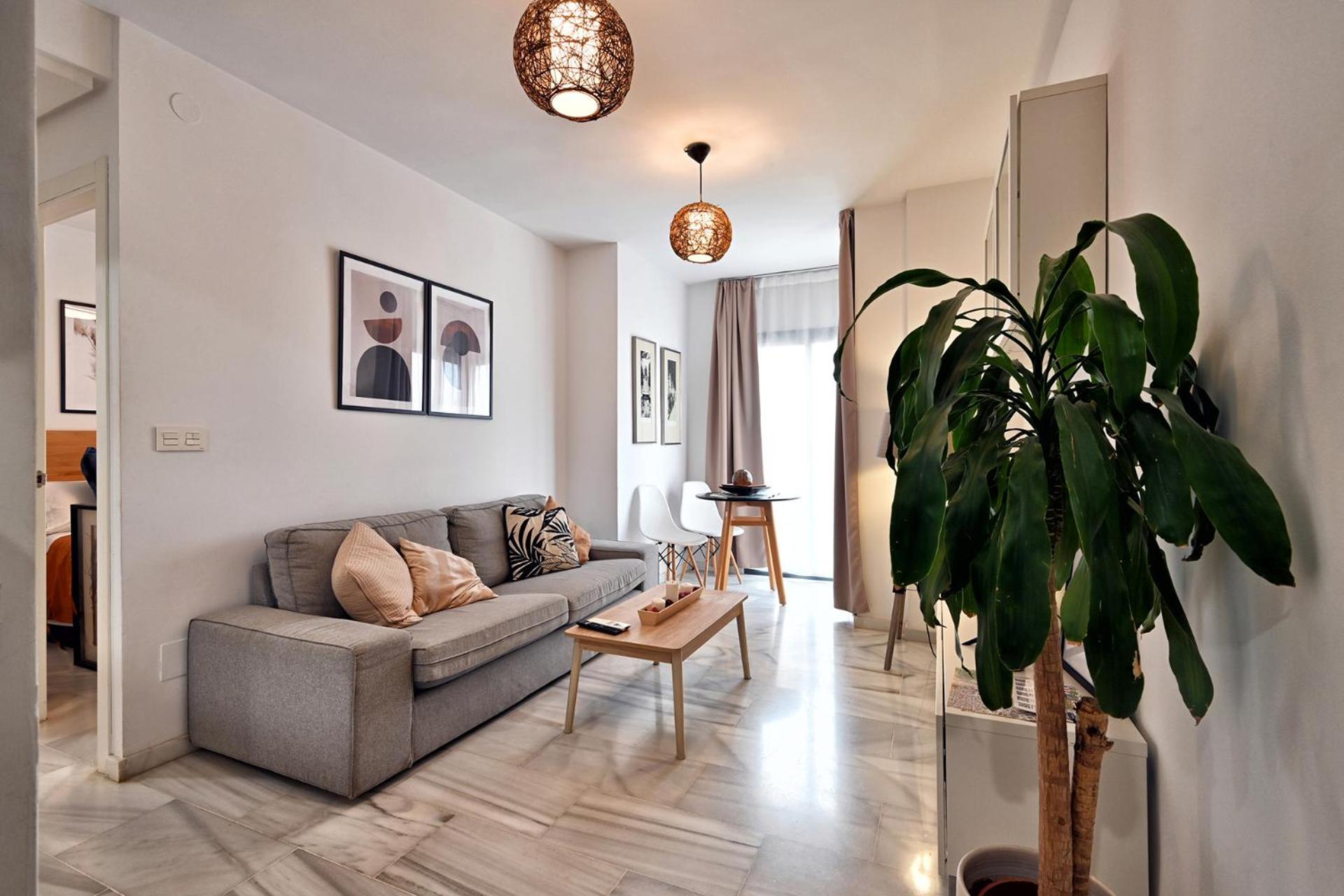 Love Rent4 Malaga Rene Exterior photo